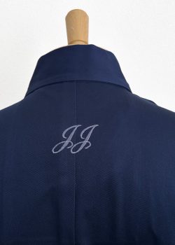 【文字刺繍/背中上部】イニシャル