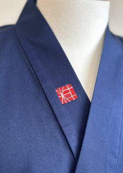 【簡単絵柄刺繍】W-03 和粋庵 赤×銀/右衿上部