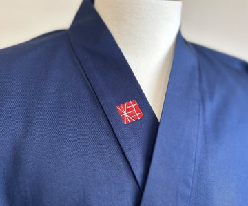 【簡単絵柄刺繍】W-03 和粋庵 赤×銀/右衿上部