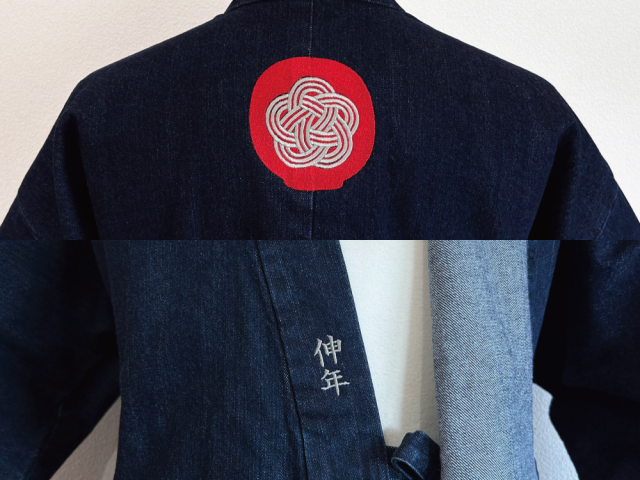 【ロゴ刺繍/背面上部】【簡単文字刺繡】