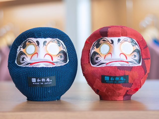 だるまはなぜ赤い？<br>縁起物・だるまの歴史と高崎だるま発祥の物語