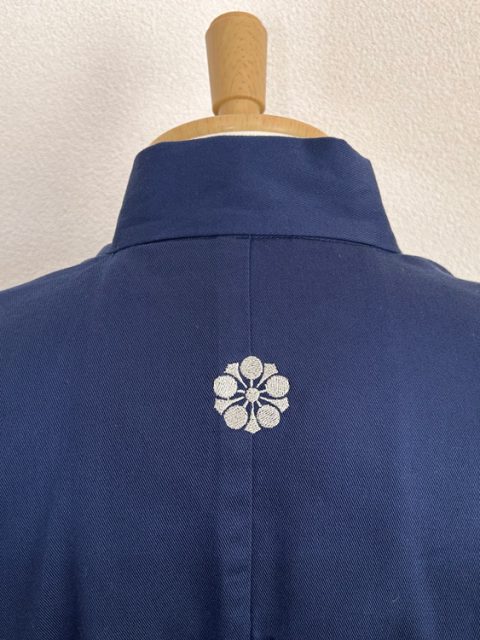 【簡単家紋】S-01：剣梅鉢（3cm）