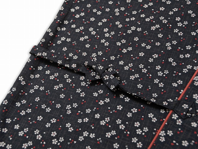 女性総柄作務衣　絣桜（かすりさくら）黒（ブラック）紐部分