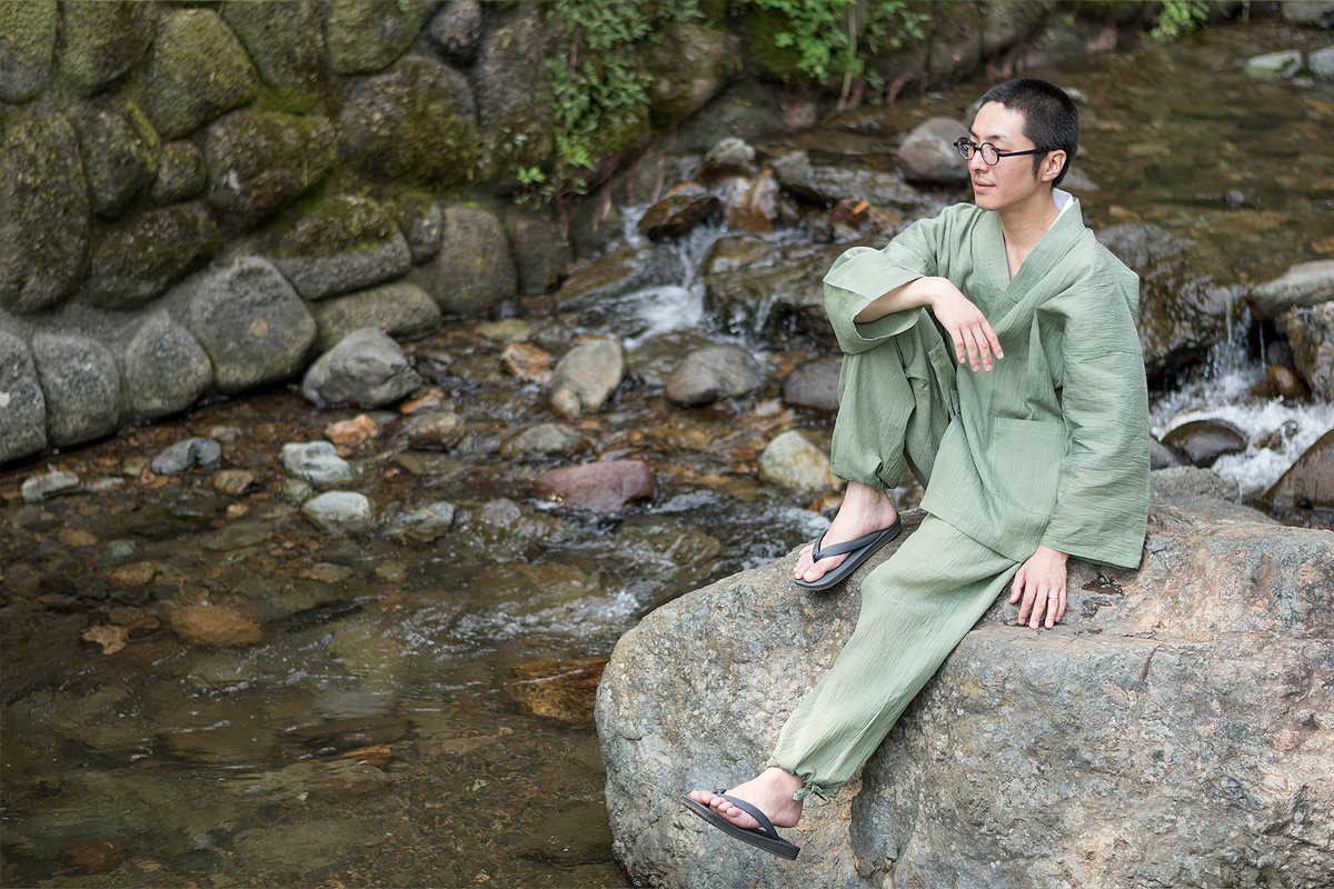 小千谷ちぢみ　麻　綿麻　浴衣　夏着物　しつけ糸付き　深緑　裄丈約64cm  広衿 小千谷ちぢみ麻綿麻浴衣夏着物しつけ糸付き深緑裄丈約64cm 広衿