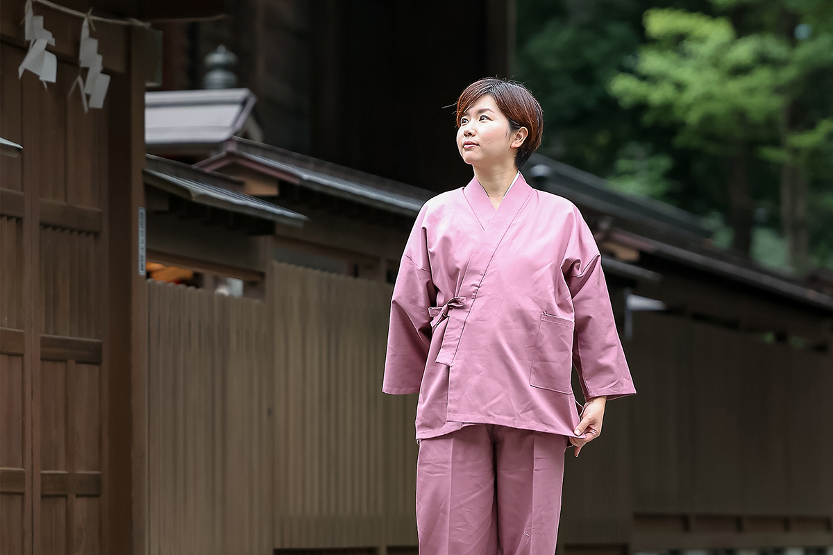 綾織作務衣＜11番色 ピンク＞（SS/S/M/L/LL)【和粋庵】（あやおりさむえ）