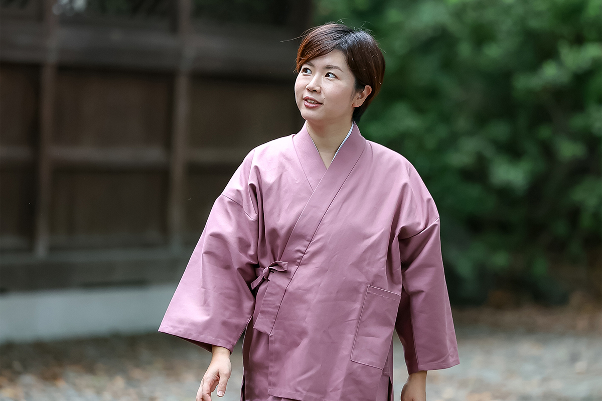 綾織作務衣＜11番色 ピンク＞（SS/S/M/L/LL)【和粋庵】（あやおりさむえ）