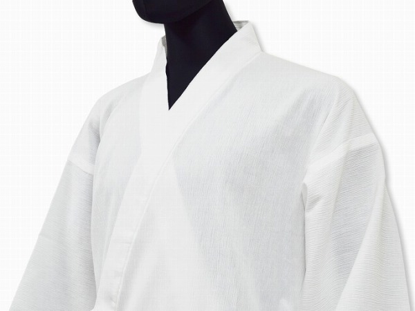 綿楊柳・ゴム袖作務衣　白（ホワイト）着用写真