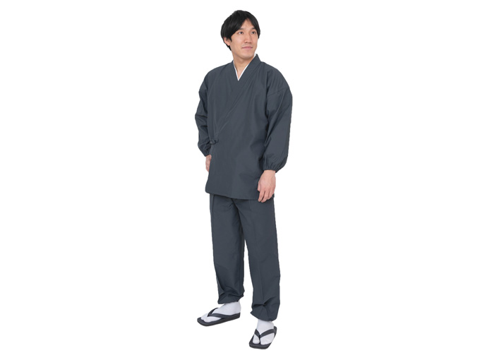 袖・裾ゴム式撥水高機能作務衣　日本製 ※モデルは身長173cm体重65kg、Mサイズを着用しています。