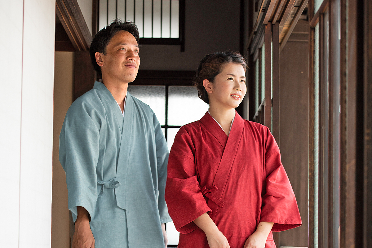 絣紬作務衣＜8番色 水色＞【和粋庵】（かすりつむぎさむえ） | 作務衣