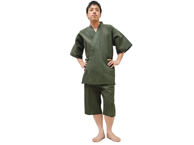 綿しじら甚平（日本製）　グリーン　モデルは身長173cm 体重68kgでＬサイズの甚平を着用しています。