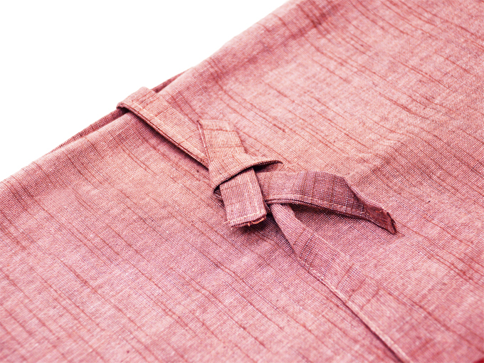 女性パンツルック作務衣　ピンク上着紐部分