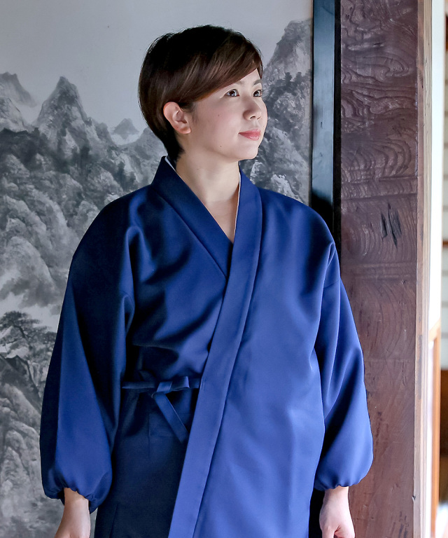 女性用ストレッチツイル作務衣［聖］
